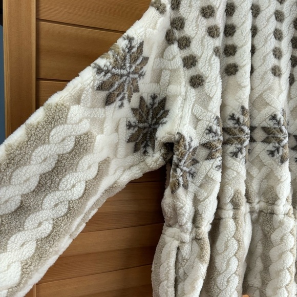 Vintage 90s Snowflake Sherpa Teddy Bear Winter Plush Jacket Sweater 80s Ski - Picture 4 of 9